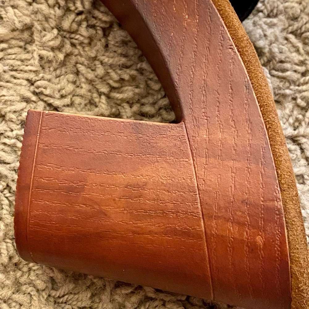 Suede like clogs - Picture 4 of 4